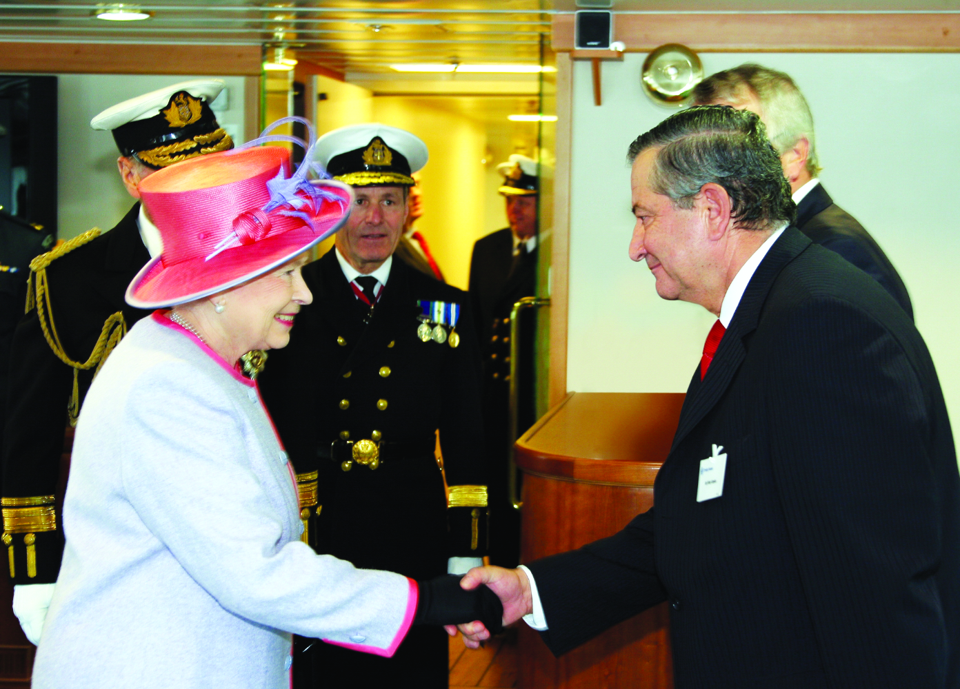 jako jedyna polska stocznia Remontowa Shipbuilding zbudowała statek („Galatea”), którego matką chrzestną jest królowa Anglii Elżbieta II